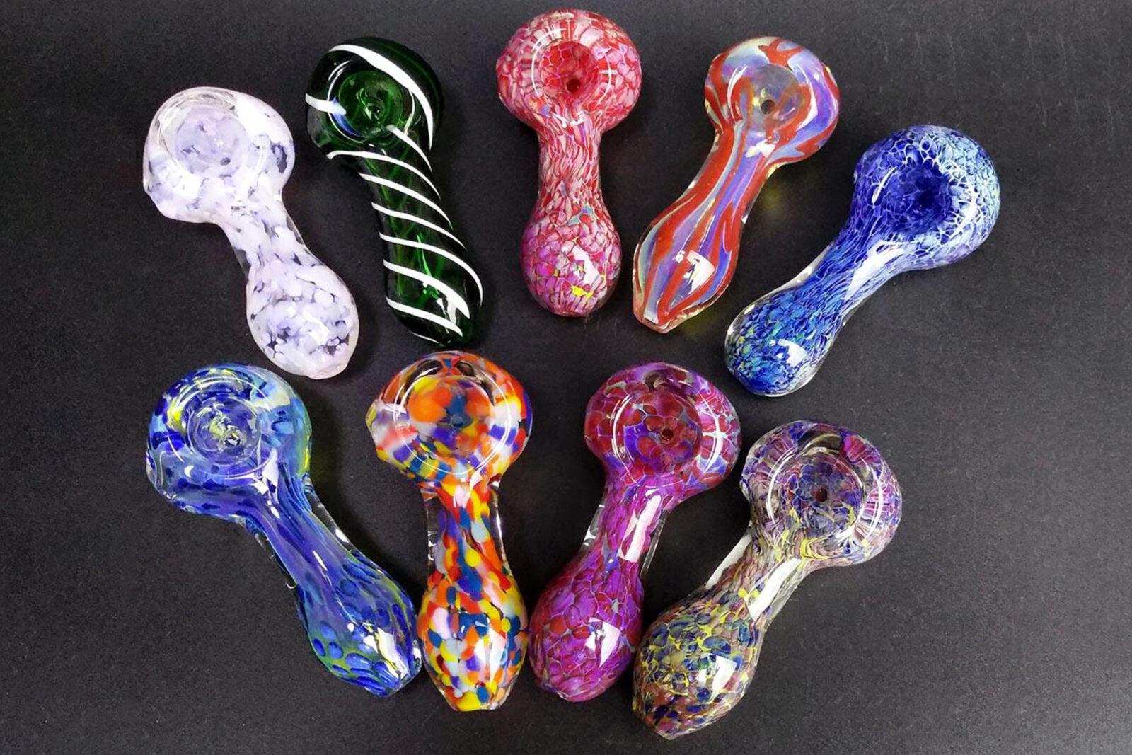 the Top 5 Smoke Pipes | smoke pipes | Spoons lying on the table