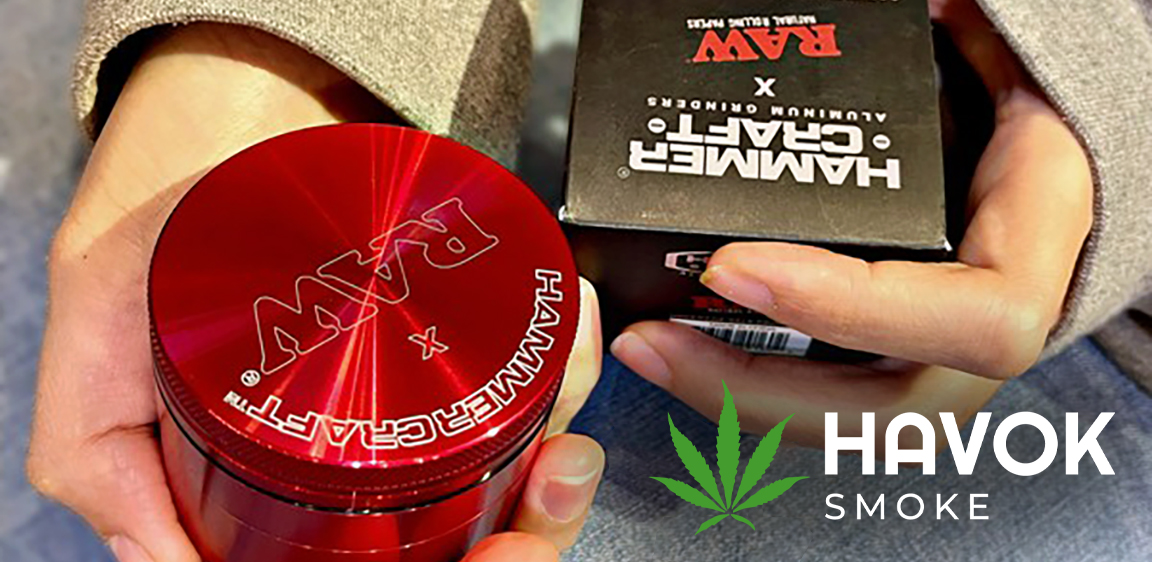 Elevate Your Game with Hammercraft x RAW 4-Piece Grinders - Havok Smoke